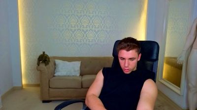 KellenWest live cam on Cam4