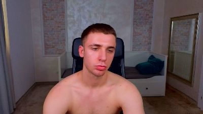 KellenWest live cam on Cam4