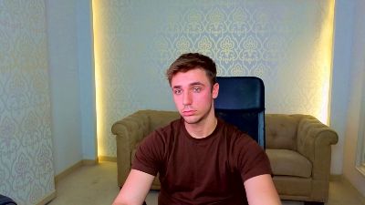 KellenWest live cam on Cam4
