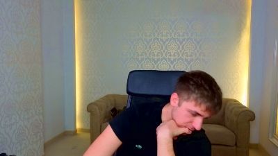 KellenWest live cam on Cam4