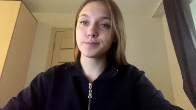 KelleyMaixner live cam on Cam4