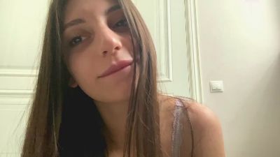 KellieDiers live cam on Cam4
