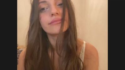 KellieDiers live cam on Cam4