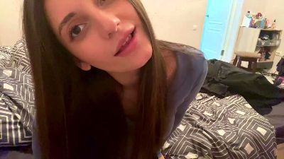 KellieDiers live cam on Cam4