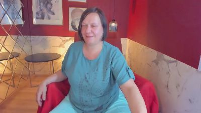 KellyPerfection live cam on Cam4