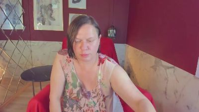 KellyPerfection live cam on Cam4
