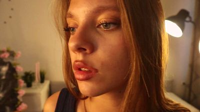 Kelly_Clark live cam on Cam4