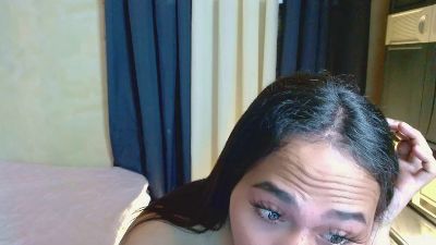 Kelly_Holly1 live cam on Cam4