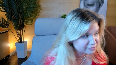 KellyeOrgovan live cam on Cam4