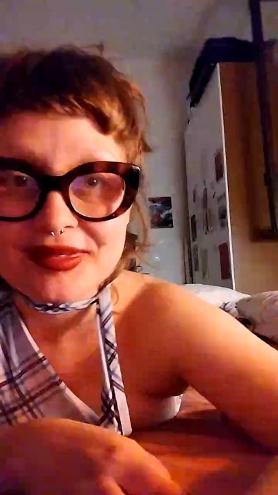 https://snapshots.xcdnpro.com/thumbnails/Kellywho?s=3yek5I3Qk/1HbPpgVNtgS3VPZetZI/6kq8YmkFIKZSA= Live Cam4 Model