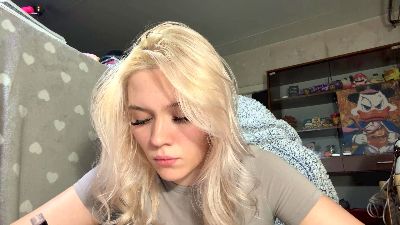 KelsiCopening live cam on Cam4