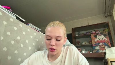 KelsiCopening live cam on Cam4