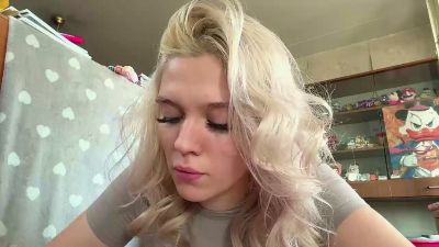 KelsiCopening live cam on Cam4