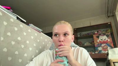 KelsiCopening live cam on Cam4