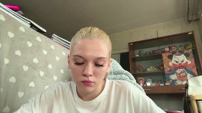 KelsiCopening live cam on Cam4