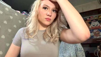 KelsiCopening live cam on Cam4