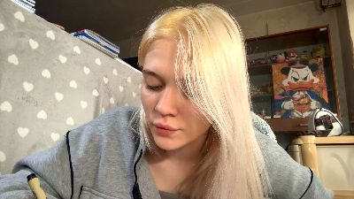 KelsiCopening live cam on Cam4
