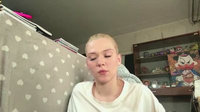 KelsiCopening live cam on Cam4
