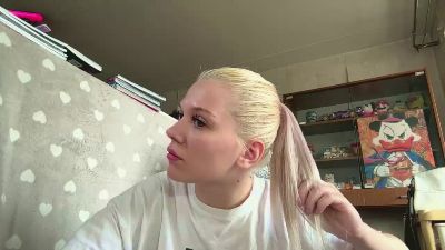 KelsiCopening live cam on Cam4