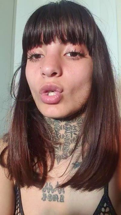 Kendaal777 live cam on Cam4