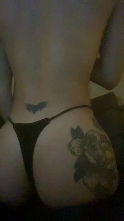 Kendaal777 live cam on Cam4