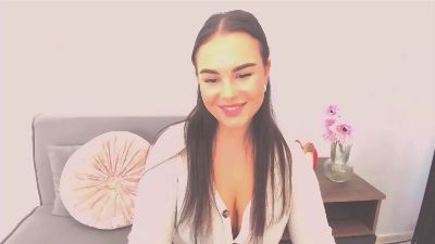 KendalNaughty live cam on Cam4