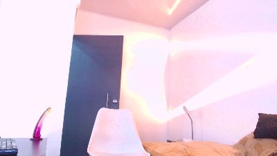 Kendallx0_ live cam on Cam4