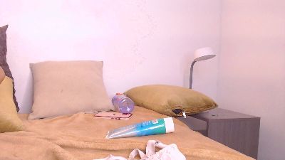 Kendallx0_ live cam on Cam4