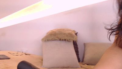 Kendallx0_ live cam on Cam4