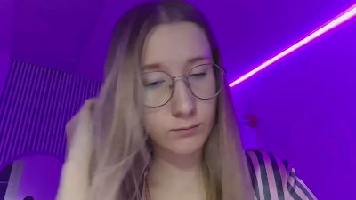 KendraBertel live cam on Cam4