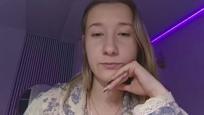 KendraBertel live cam on Cam4