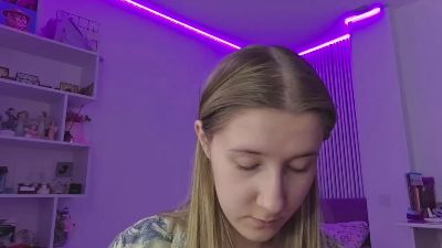 KendraBertel live cam on Cam4