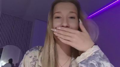 KendraBertel live cam on Cam4