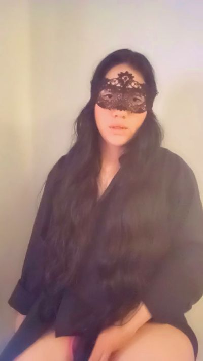Kendrarouxx live cam on Cam4