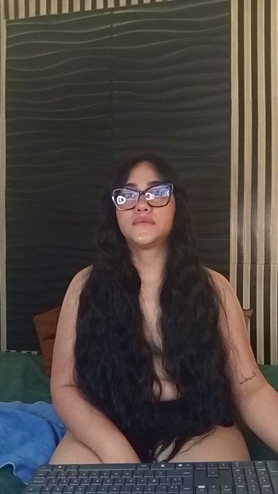 Kendrarouxx live cam on Cam4