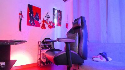 KeniaThompson01 live cam on Cam4