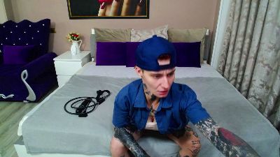 KennyVibe live cam on Cam4