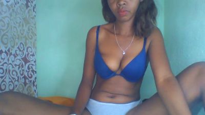 Kennyamanda live cam on Cam4