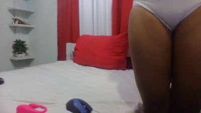 Kennyamanda live cam on Cam4