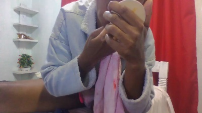 Kennyamanda live cam on Cam4