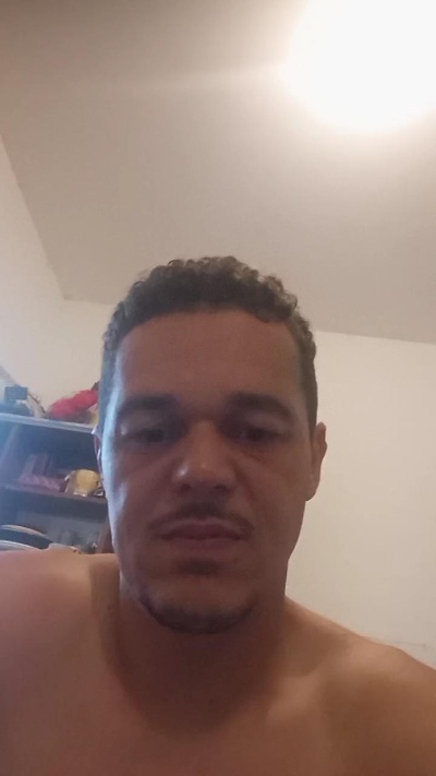 Kennygaucho1 live cam on Cam4