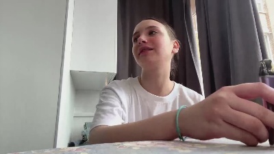 KerrieNielson live cam on Cam4