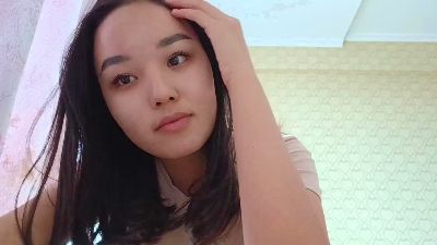 KerryMunaz live performer webcam from Serbia