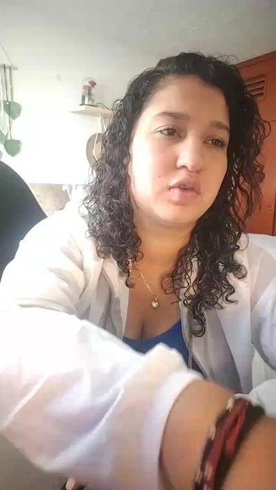 Kerry_jacksonn live cam on Cam4