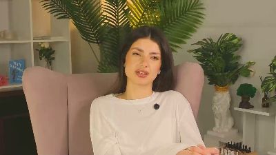 le modèle KeshaCottillion est en webcam porno dans un show sur le site cam4, il possède les tags suivants: 