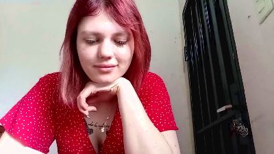 KeshaMagliocco live cam on Cam4