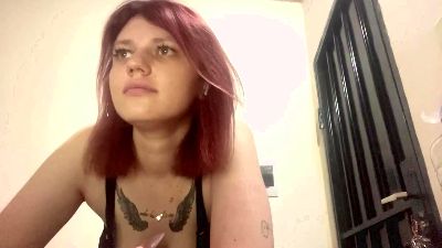 KeshaMagliocco live cam on Cam4