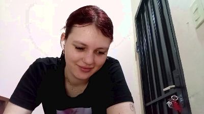 KeshaMagliocco live cam on Cam4