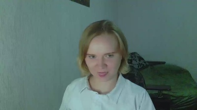 KetrinLowq live cam on Cam4