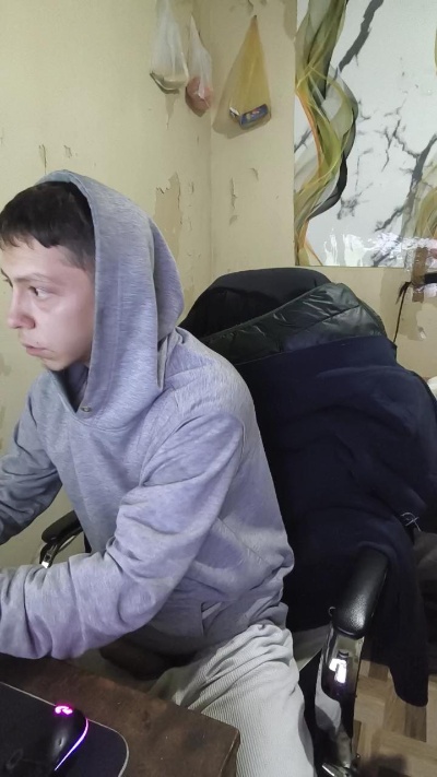 KeviinKinG live cam on Cam4
